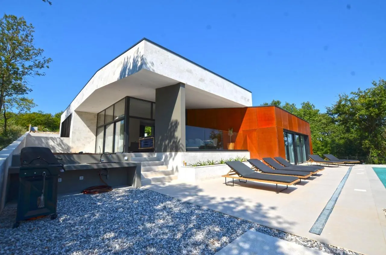 House K2 Βίλα Ρόβινι